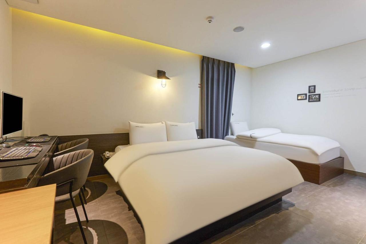 Hertz Hotel Seul Esterno foto