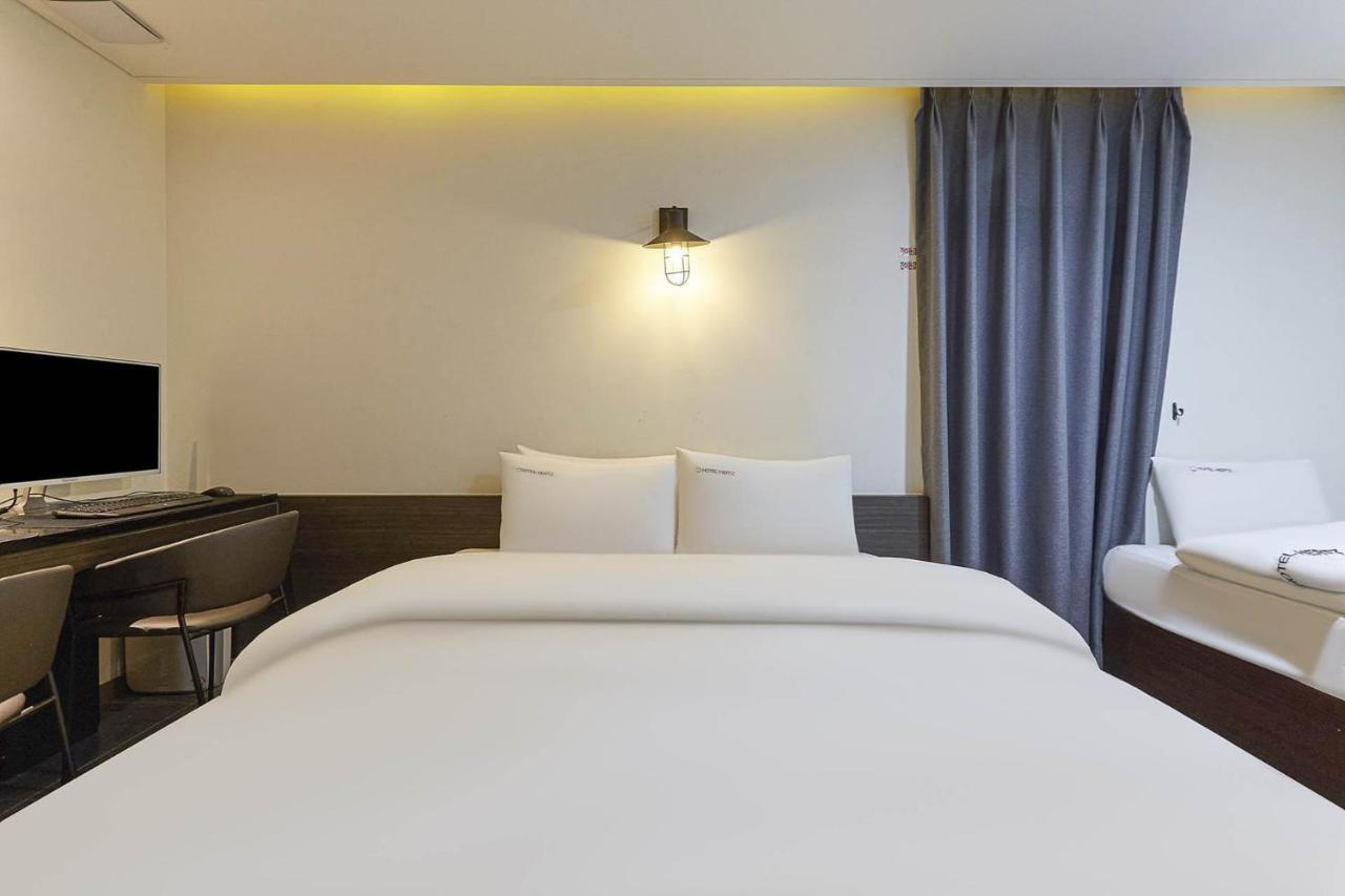 Hertz Hotel Seul Esterno foto
