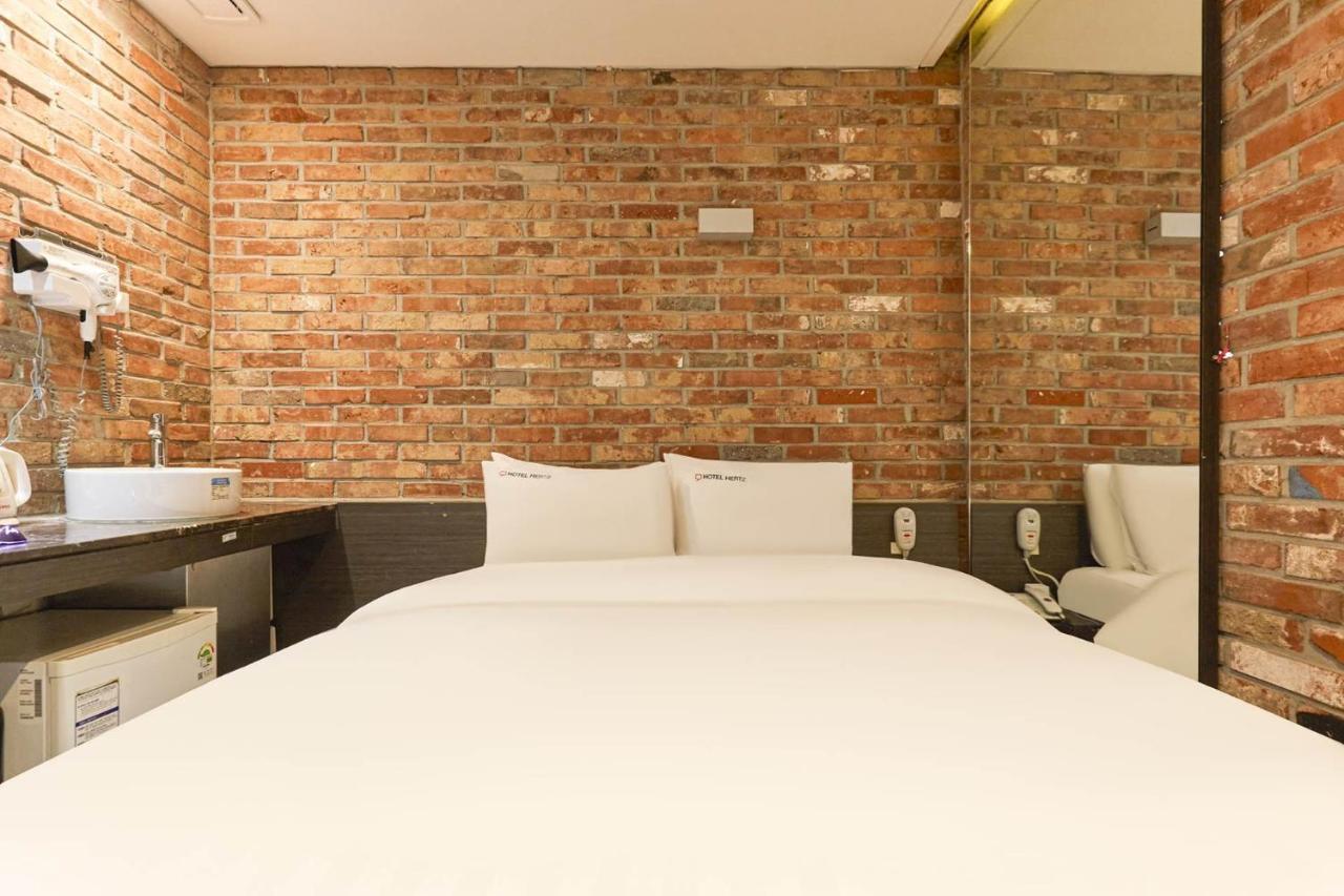 Hertz Hotel Seul Esterno foto