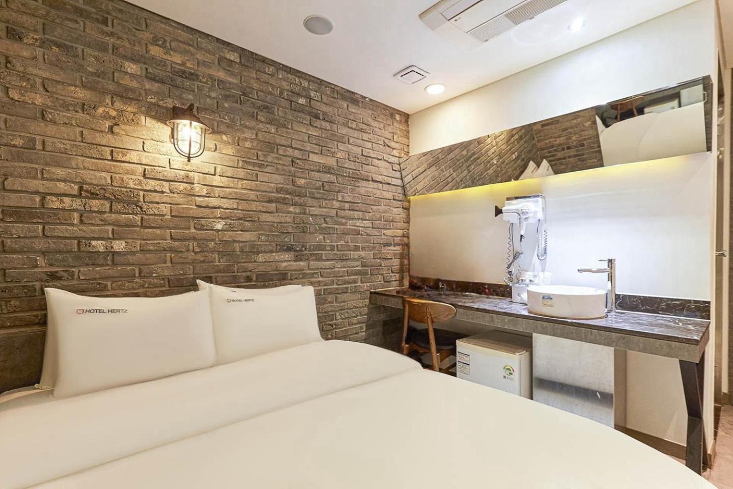 Hertz Hotel Seul Esterno foto